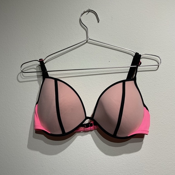 Victoria’s Secret Swim 36D Bring Pink Swim Top Y2K 2000’s Bathing Suit - Picture 9 of 10